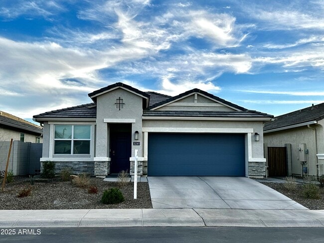 Building Photo - 3241 W Shanley Ave