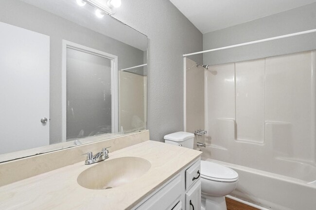 Building Photo - 2333 N Danville Dr