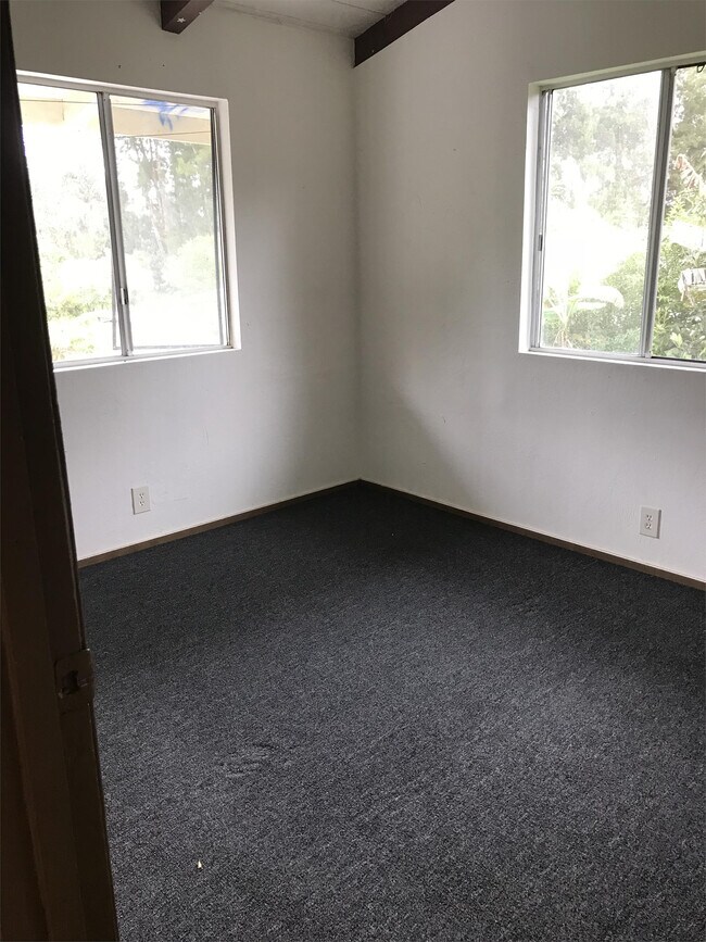 Building Photo - 11-3482-3482 Plumeria St