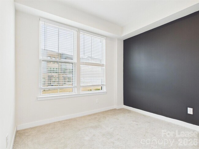 Building Photo - 3131 Coquina Ln