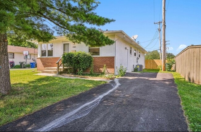 Building Photo - 1382 Pegwood Dr