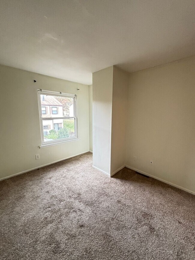 Building Photo - 3 bedroom Home for rent - Allentown