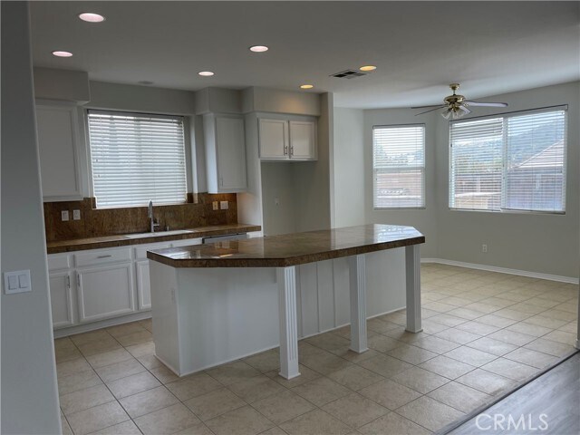 Building Photo - 21739 Pink Ginger Ct
