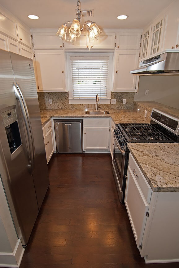 Granite counter tops - 60 W Lewis Ave