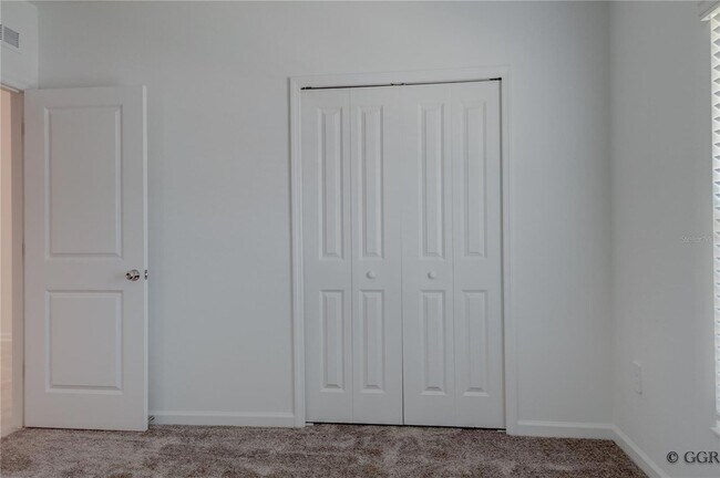 Building Photo - 4986 Worchester Dr