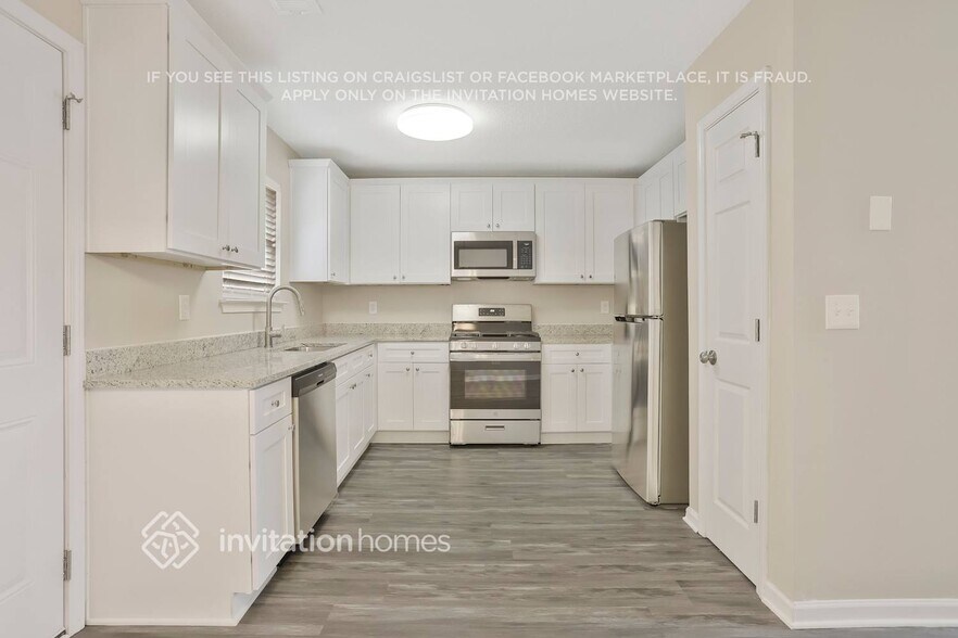 Building Photo - 2756 Rambling Way