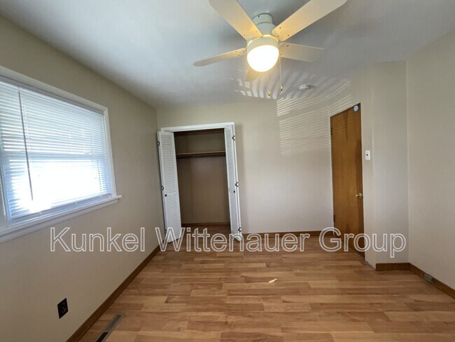 Building Photo - 111 Kassing Ave