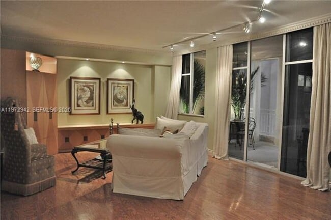 Building Photo - 1 Century Ln