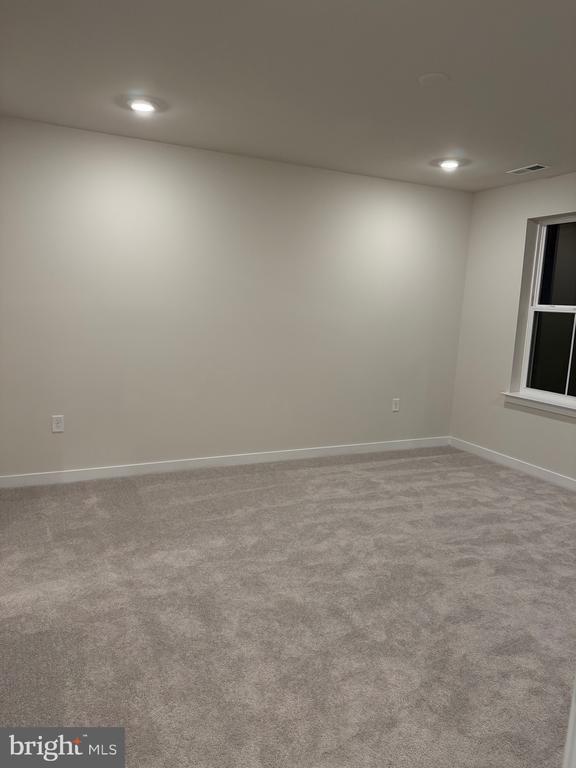 Building Photo - 7 Moran Pl