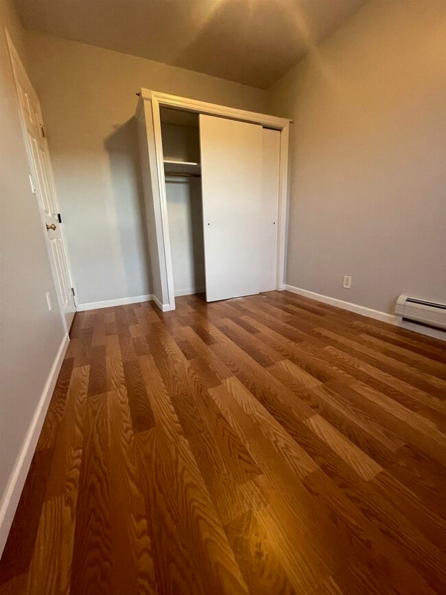 Building Photo - 264 Fairmount Ave