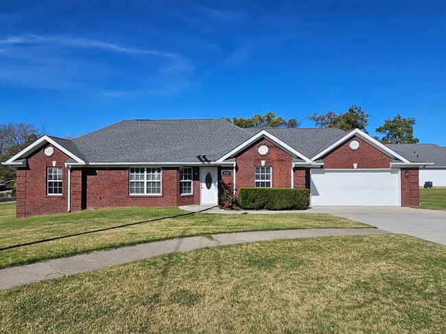 Primary Photo - 110 Naples Ct