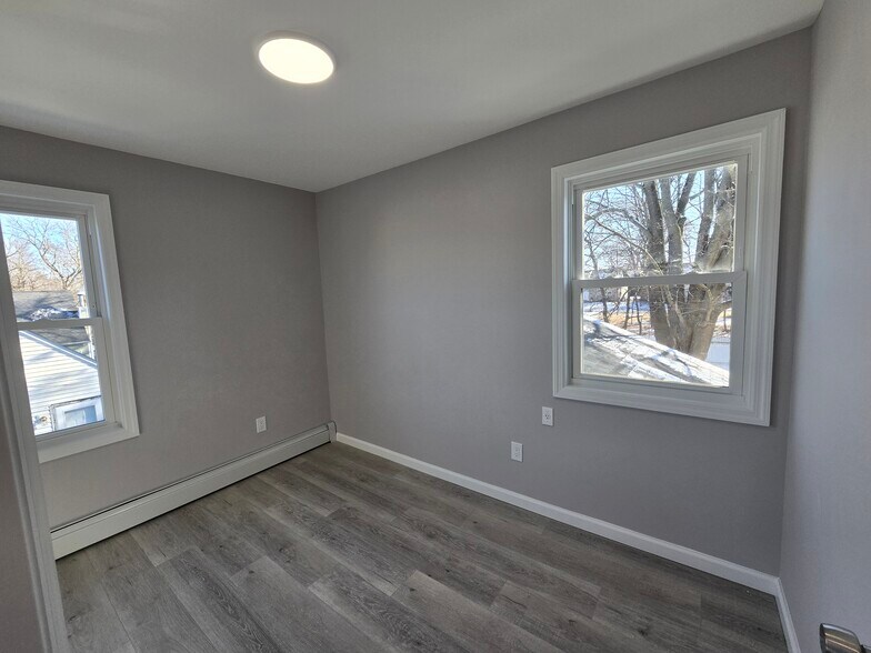 Room #1 - 42 Parkway Blvd