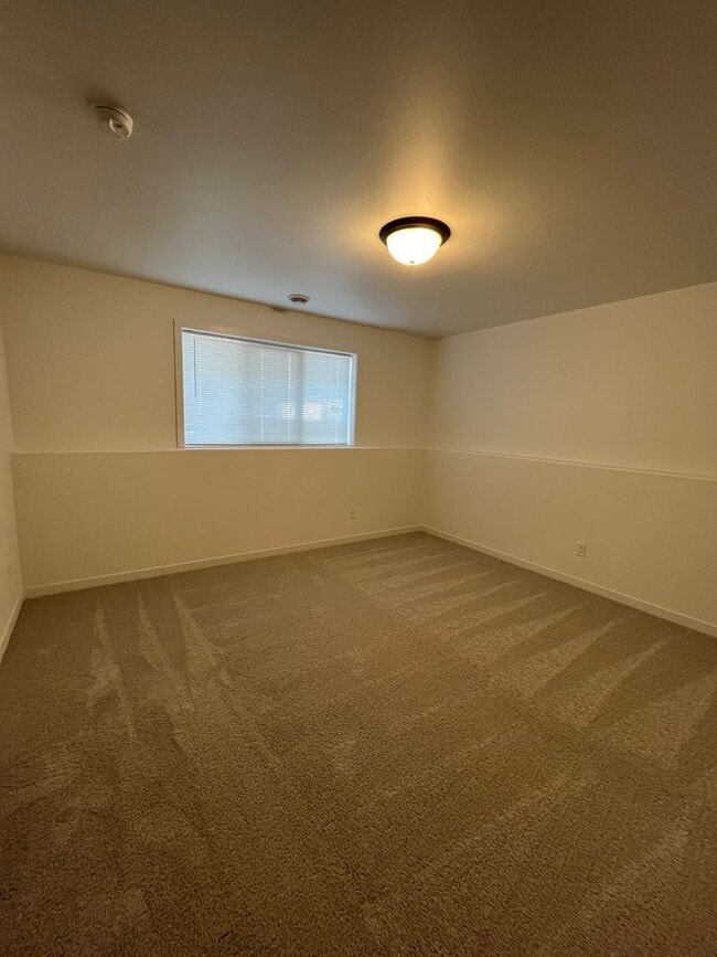 Building Photo - The Wilds Townhomes