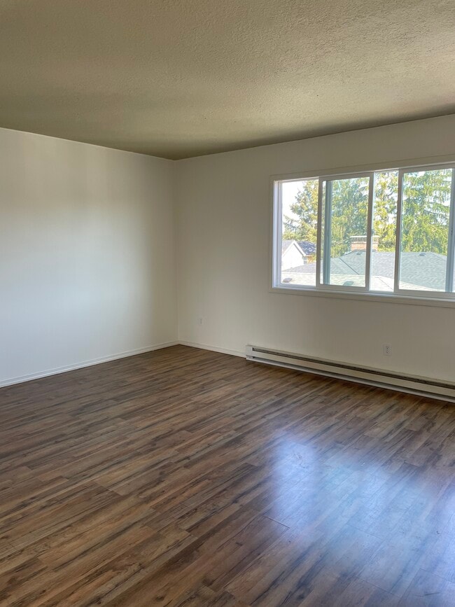 Building Photo - 1613 NE 81st Ave