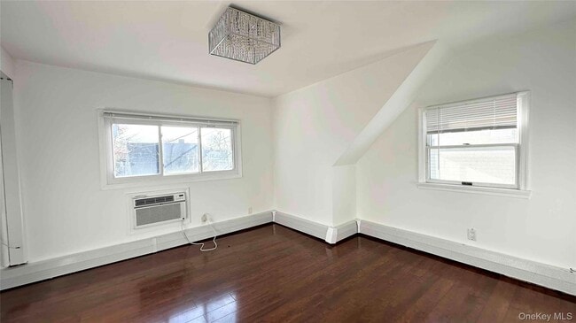 Building Photo - 34 Marksman Ln