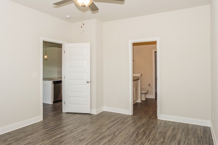 Building Photo - 3202 Jordan Farm Cir