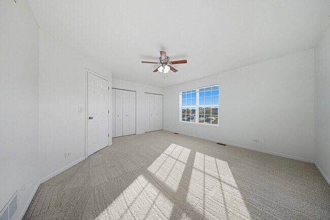 Building Photo - 1070 Turin Dr