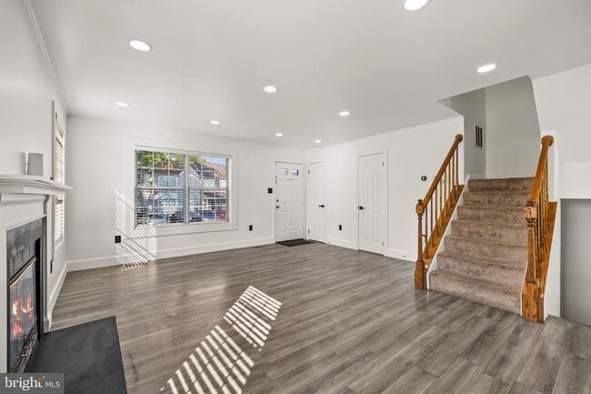Building Photo - 3669 Stewart Ln