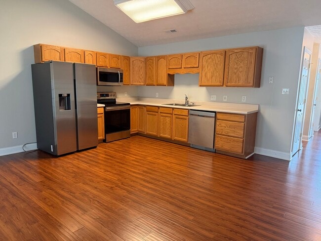 Building Photo - 5704 Reece Way