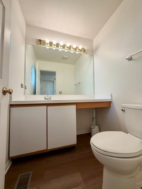 Building Photo - 801 N Shady Oaks Dr
