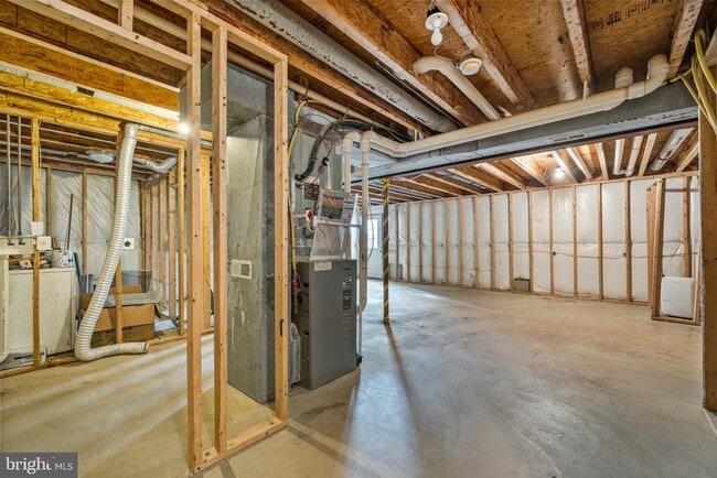 Building Photo - 21443 Hillary Ct