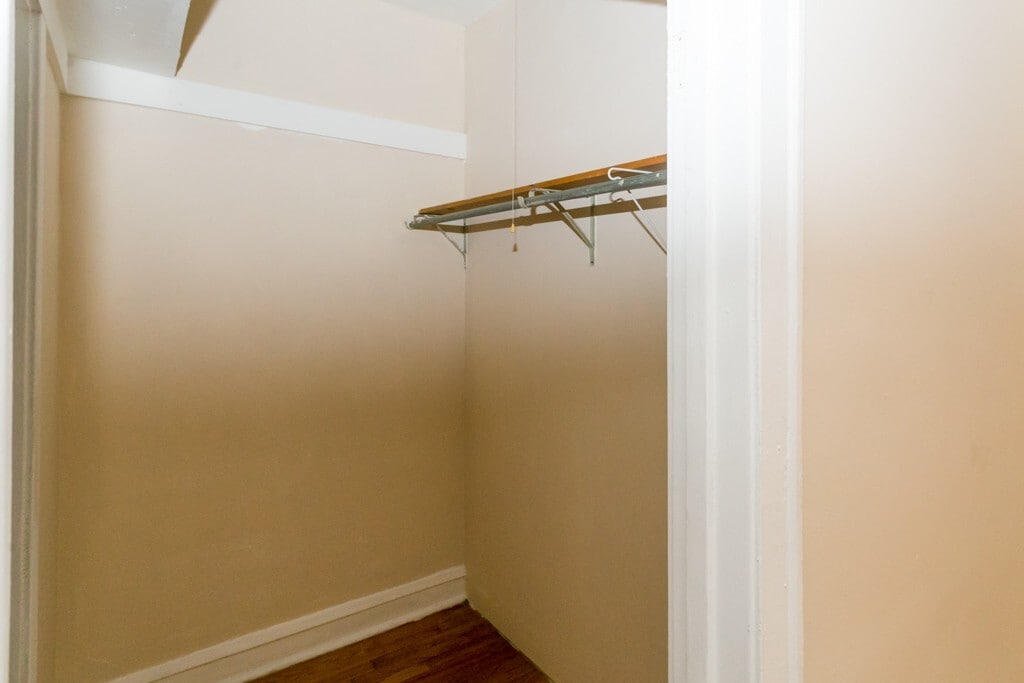 Building Photo - 4234 N Paulina