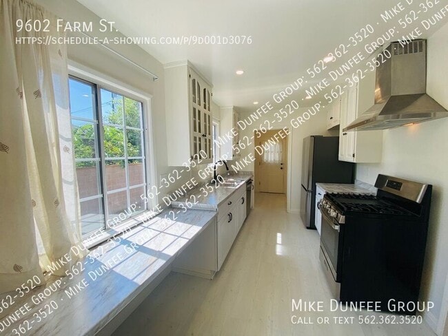 Building Photo - 9602 Farm St