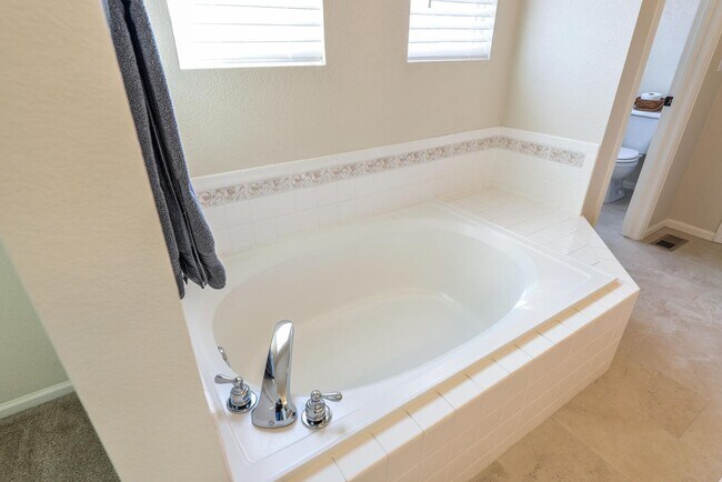 Building Photo - 2 Bedroom 2 Bath home in Observatory Village