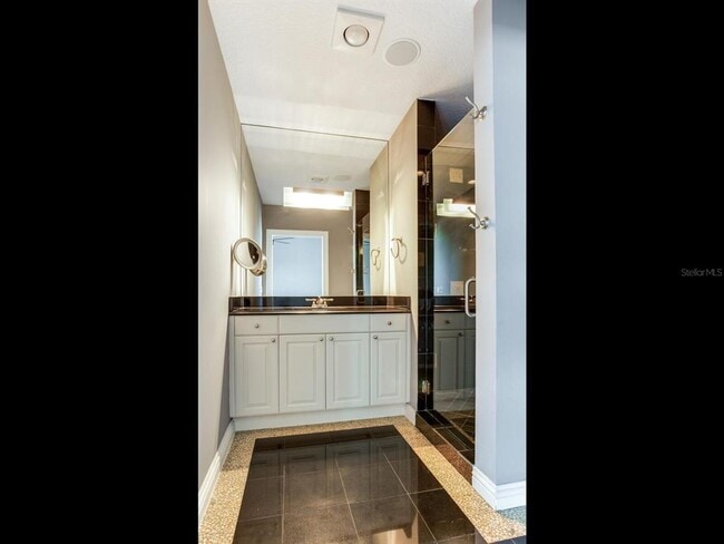 Building Photo - 3507 Bayshore Blvd