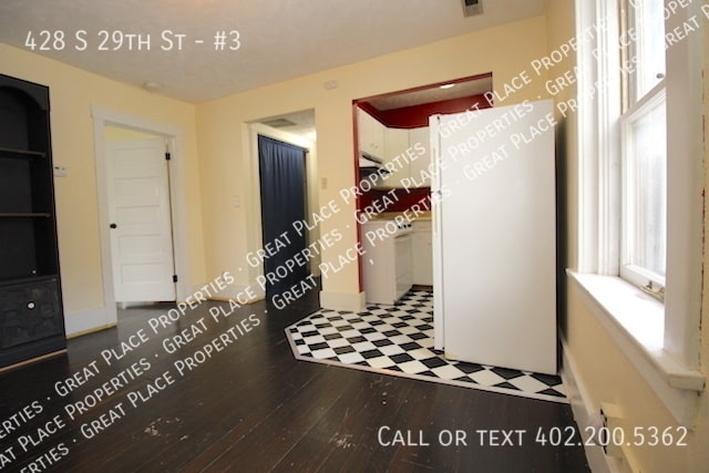 Building Photo - 428 S 29th St