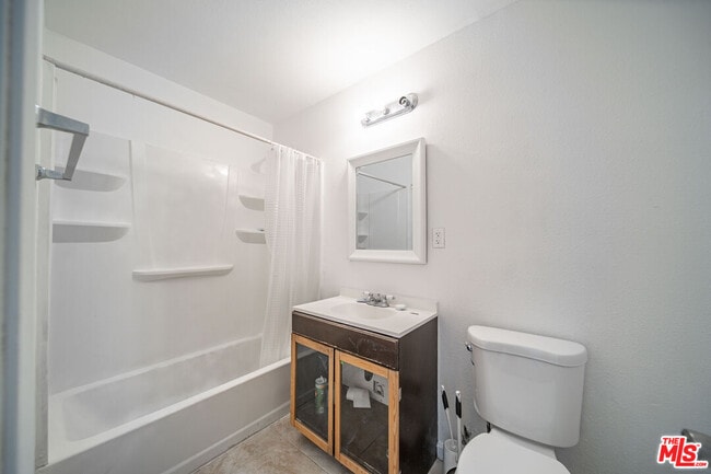Building Photo - 66124 Acoma Ave