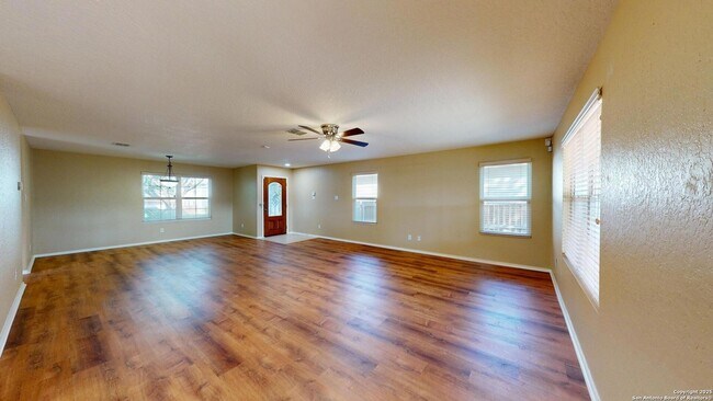 Building Photo - 117 Foxglove Pass