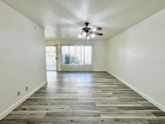 Building Photo - Cozy 2-Bedroom Condo in La Verne
