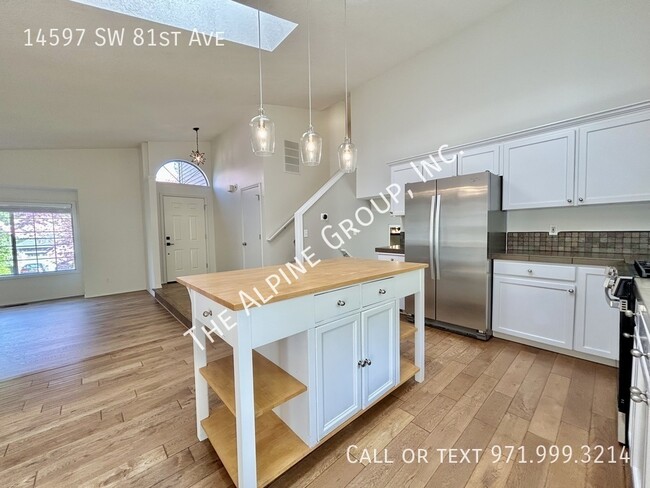 Building Photo - 14597 SW 81st Ave