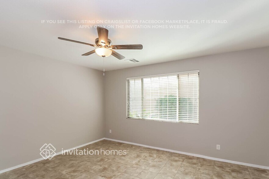 Building Photo - 3725 E Kerry Ln