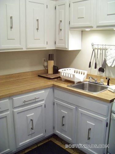 Building Photo - 435 Hanover St