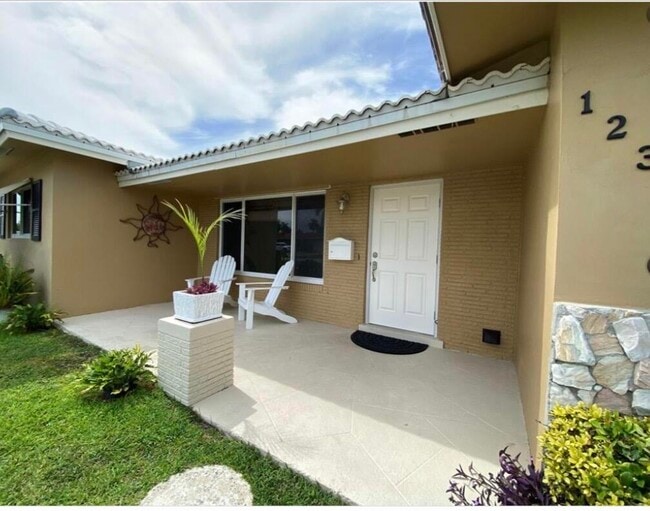 Building Photo - 1230 SE 14th Dr