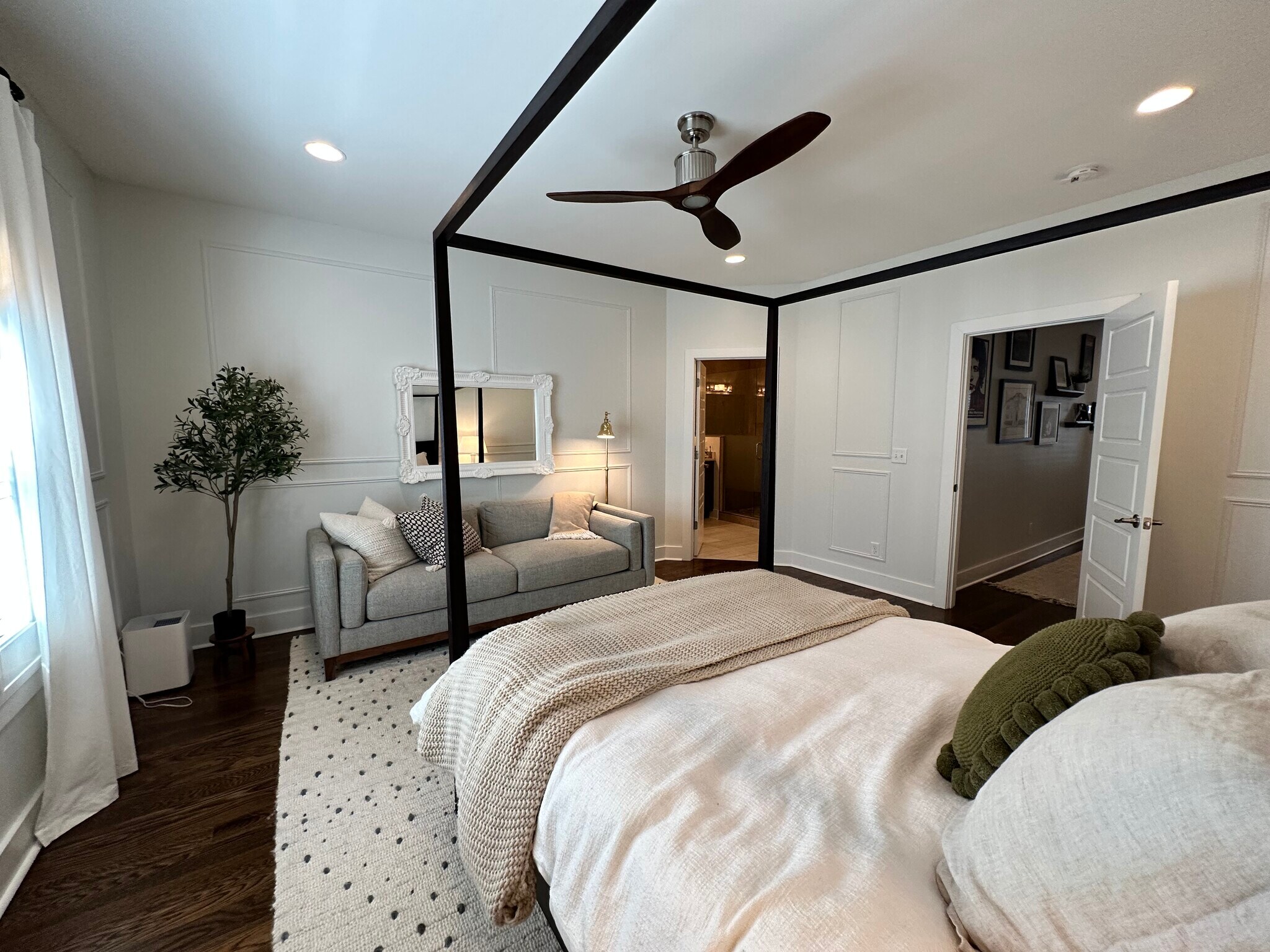 Building Photo - 1716 Northview Ave