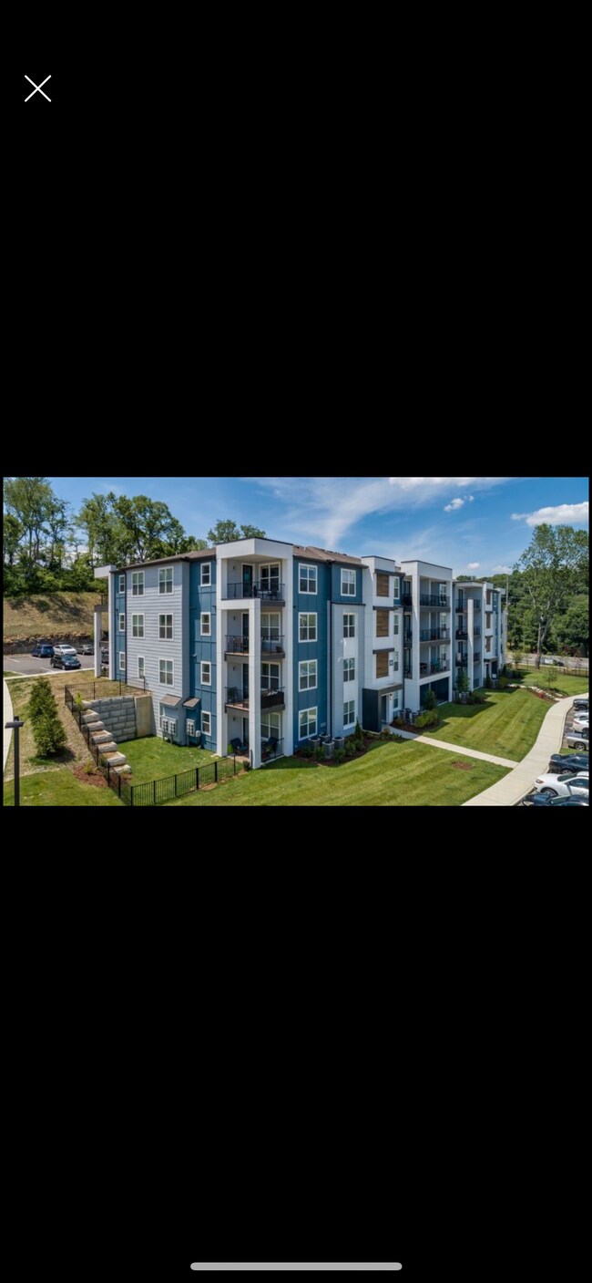 Primary Photo - 951 Brittany Park Dr
