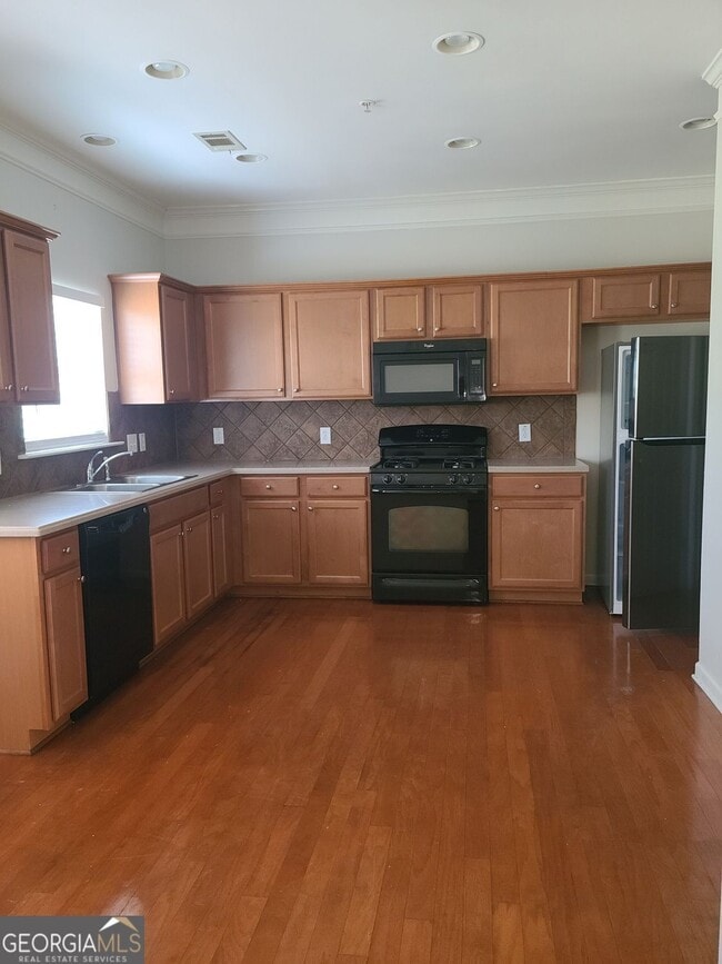 Building Photo - 2025 Appaloosa Way