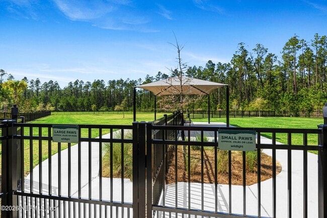 Building Photo - Waterfront Living in Wildlight! 4 bed - 3 bath