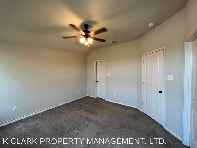 Building Photo - 3 br, 2.5 bath House - 6012 JAX WAY #103