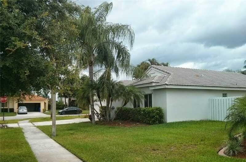Building Photo - 2033 NW 178th Way