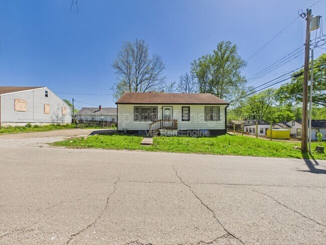 Building Photo - 10323 East 20th St S