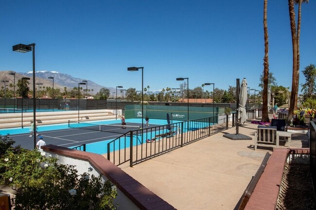 Building Photo - 63 Torremolinos Dr