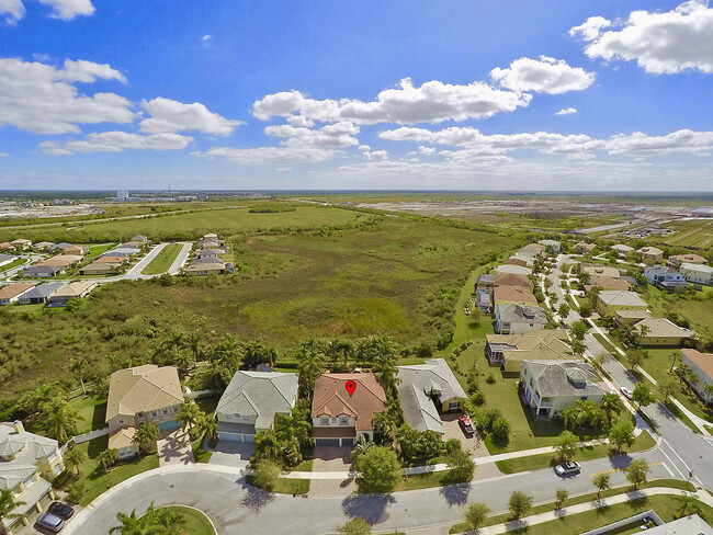Building Photo - 11461 SW Waldorf Ct