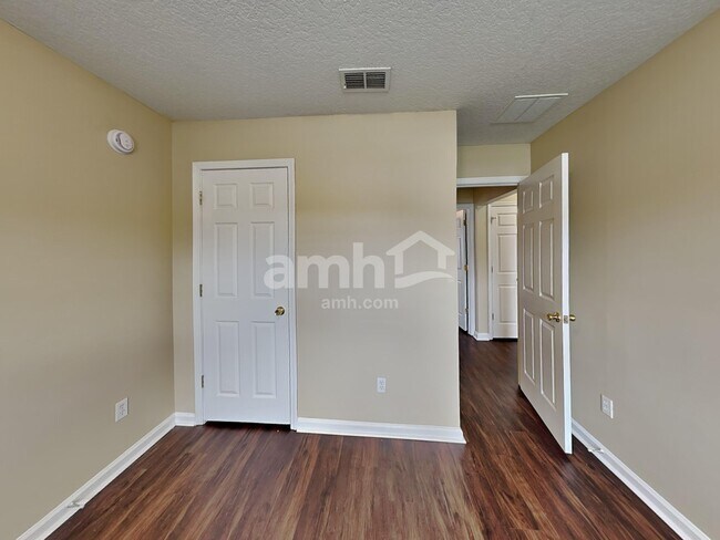 Building Photo - 254 John's Creek Pkwy