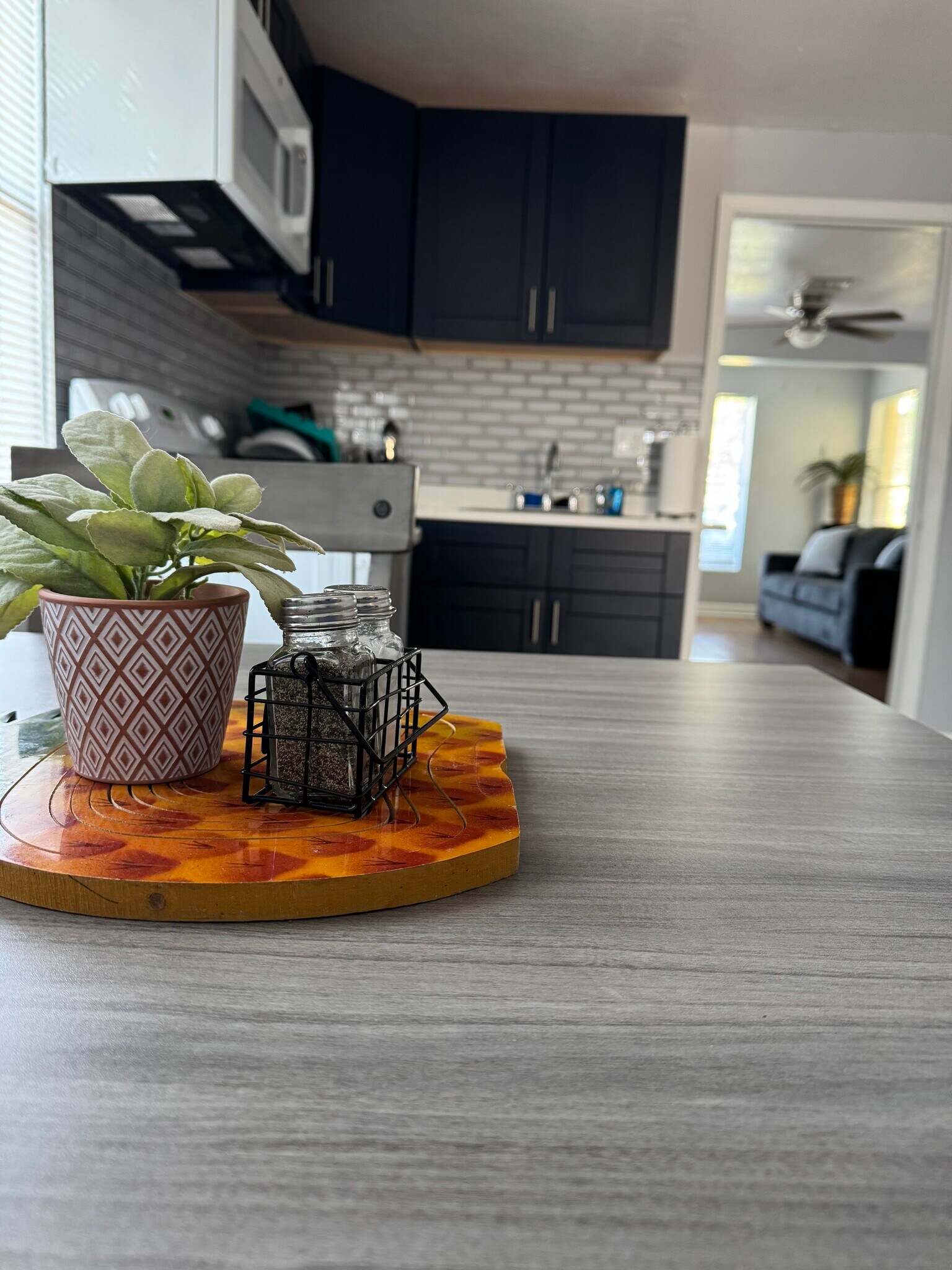 Building Photo - 1558 NE 30th St