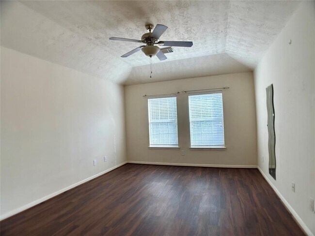 Building Photo - 25138 Bluma Ranch Dr