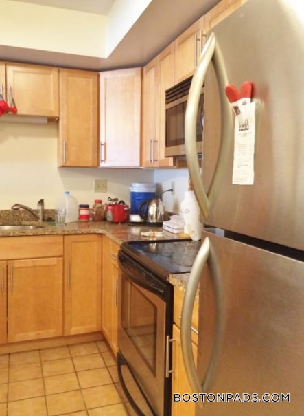 Building Photo - 345 Franklin St